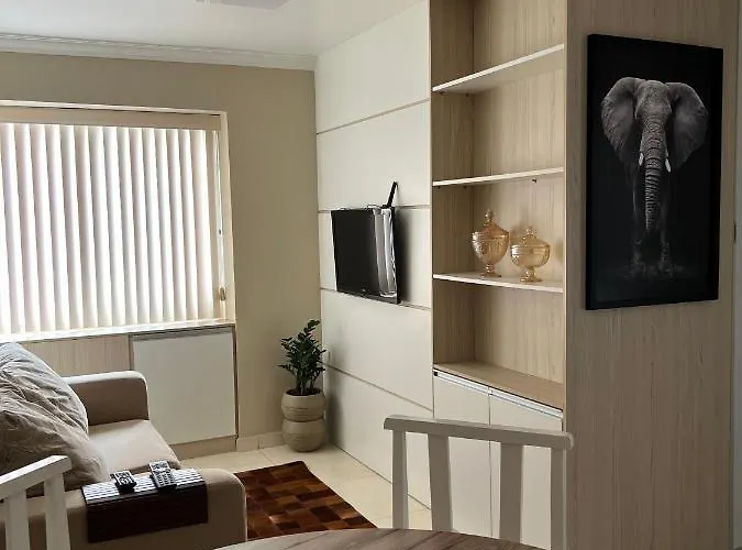 Apartamento no centro de Curitiba,bem localizado e confortável
